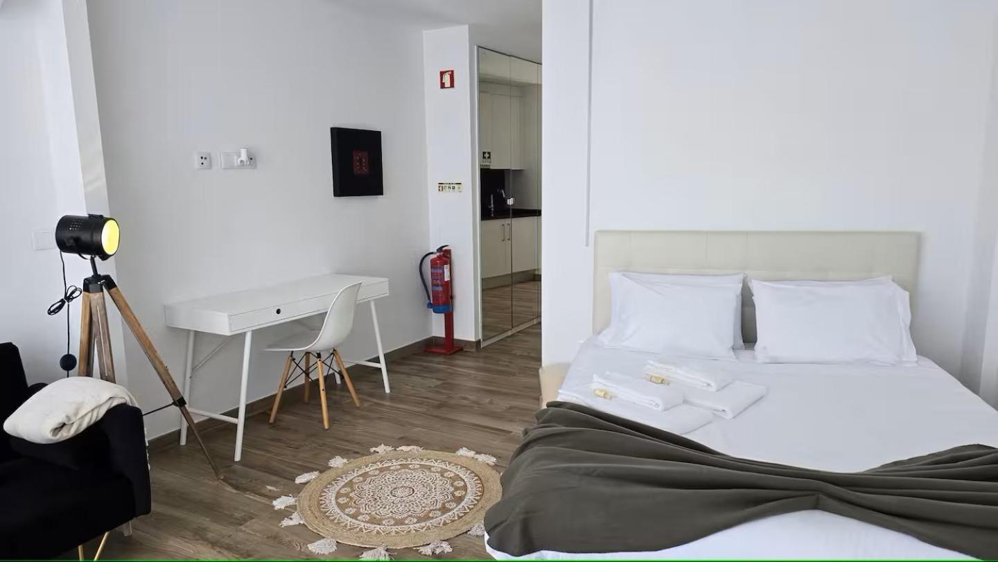 Iconik Design Apartment *