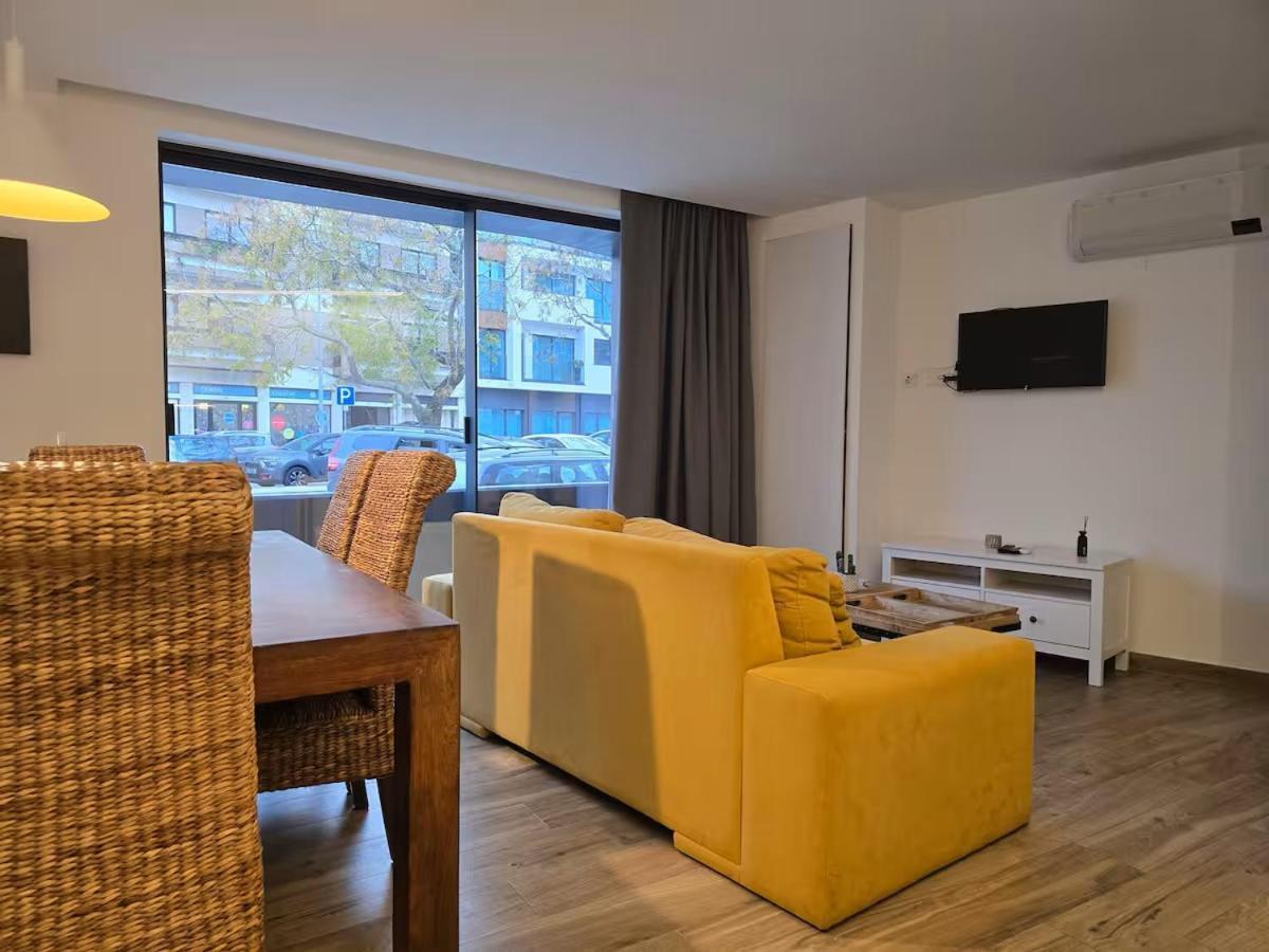 Iconik Design Apartment *