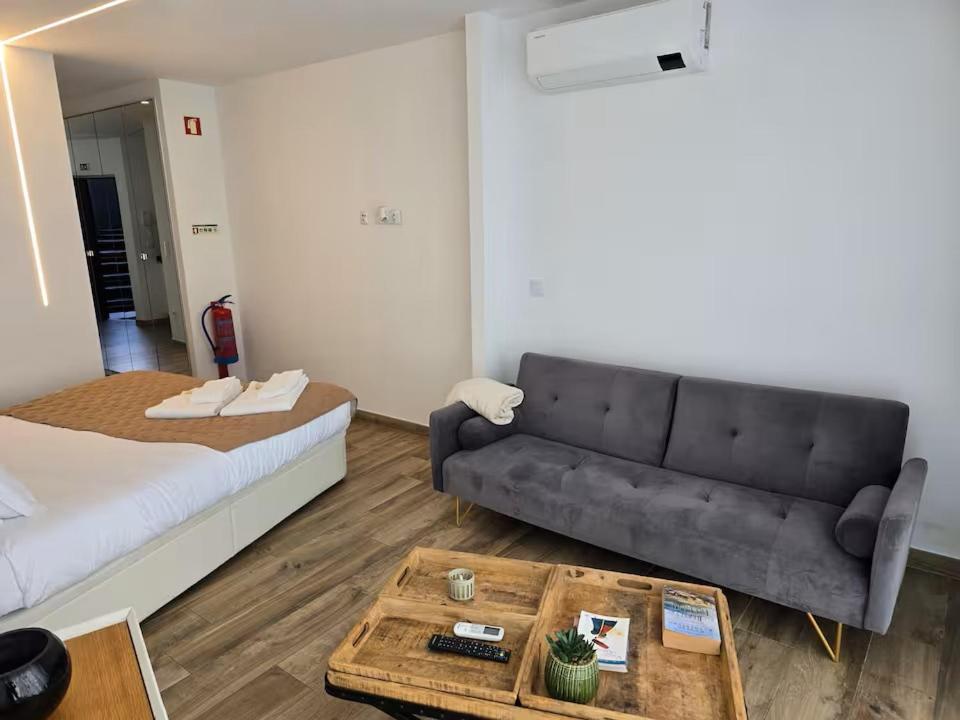 Iconik Design Apartment *
