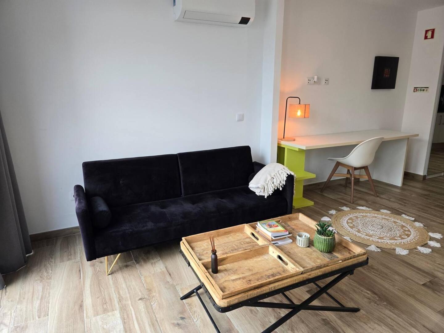 Iconik Design Apartment