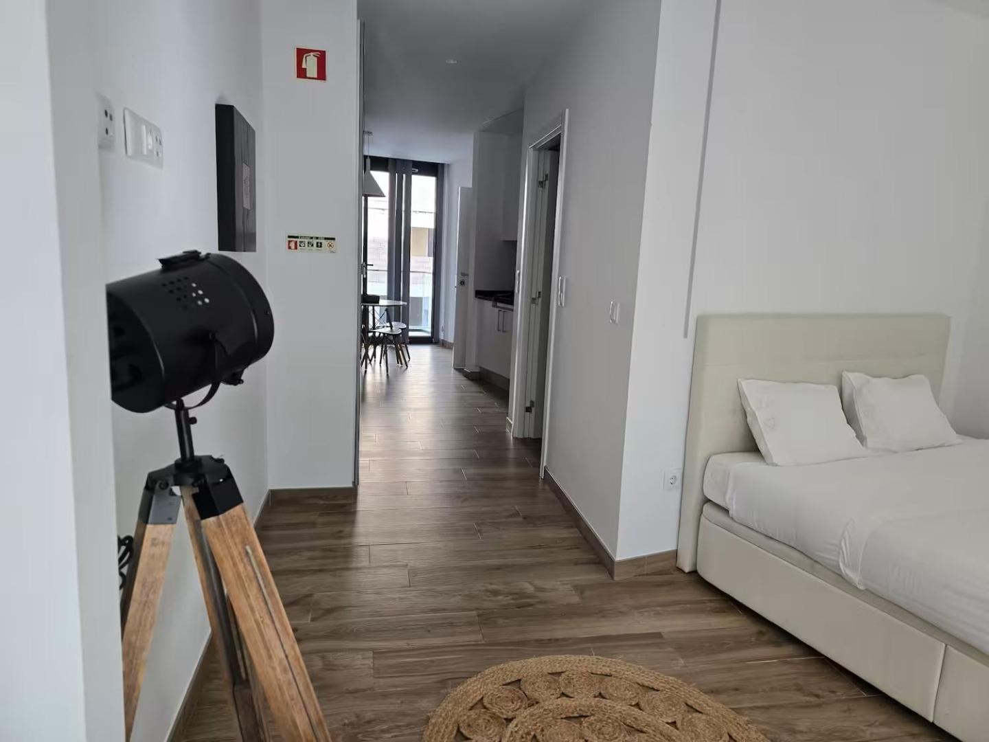Apartment Iconik Design *