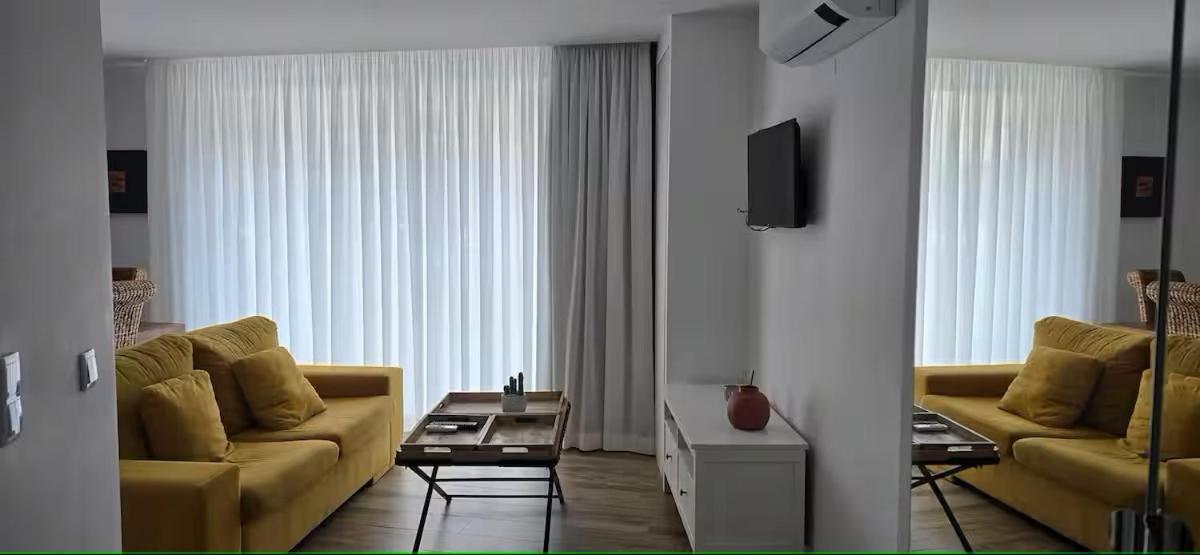 Iconik Design Apartment *